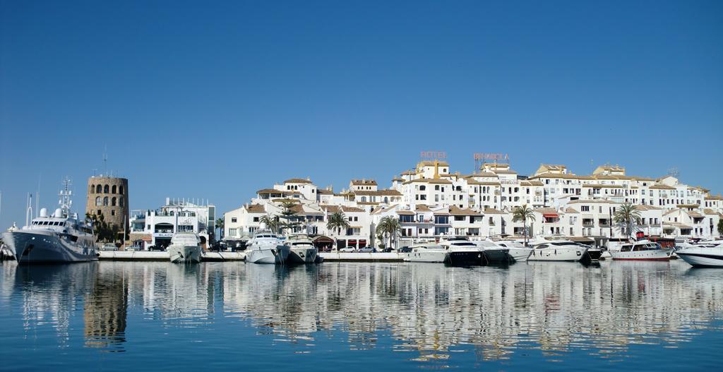 Banus Boutique Muelle Del Ribera Apartment Marbella Exterior foto