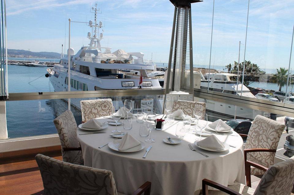 Banus Boutique Muelle Del Ribera Apartment Marbella Exterior foto
